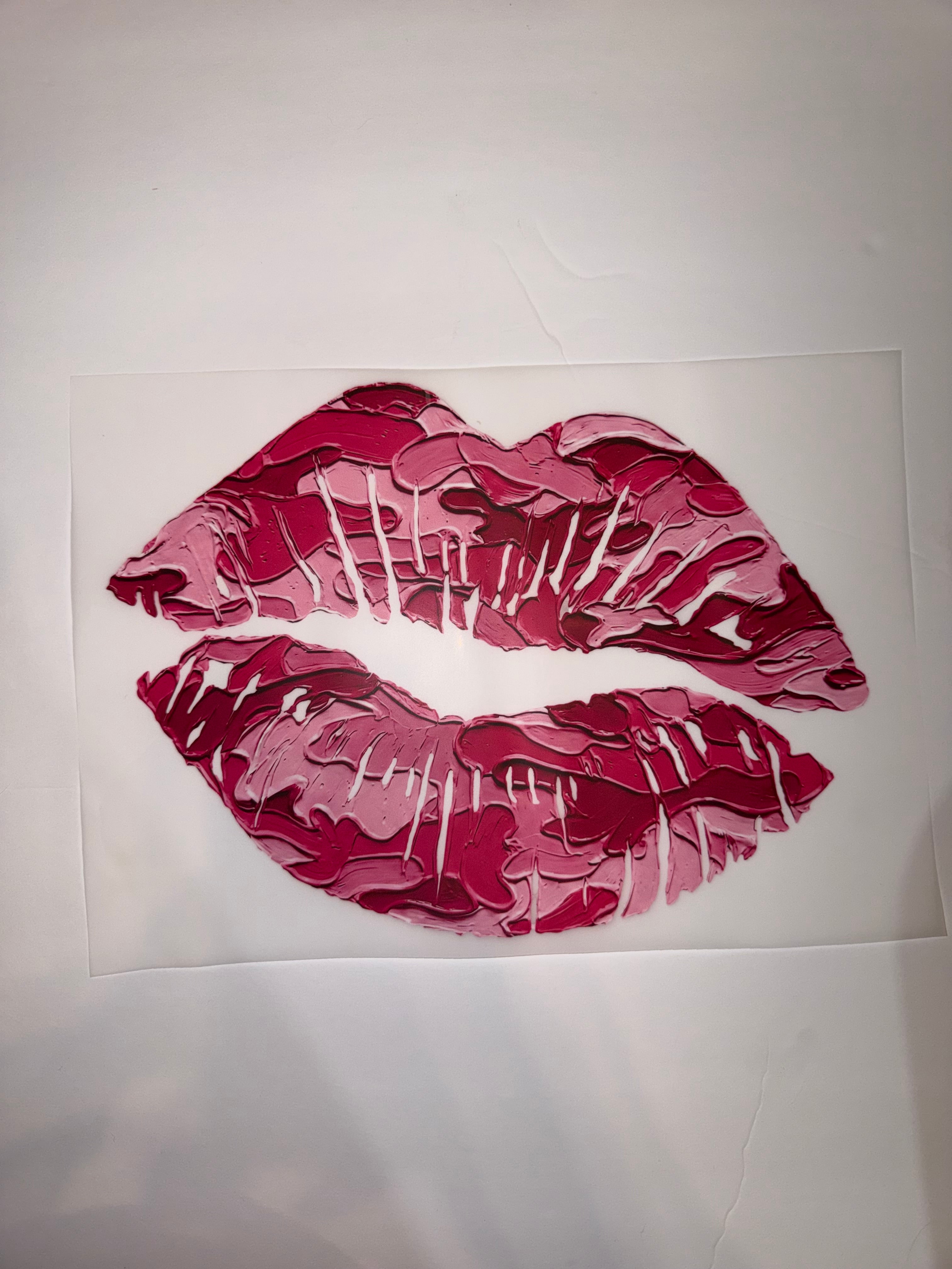 Camo lips transfer